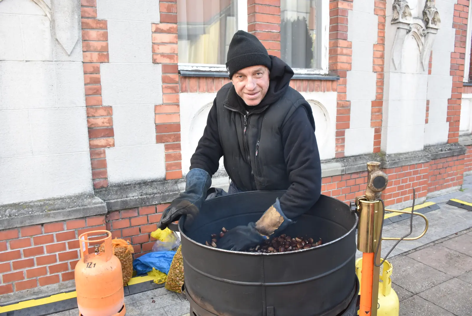 Kesteni, Čakovec, Vladimir Jurinić (1) Kesteni, Čakovec, Vladimir Jurinić (1)