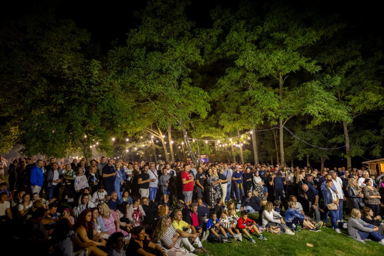 Klapa iskon Terca art 20