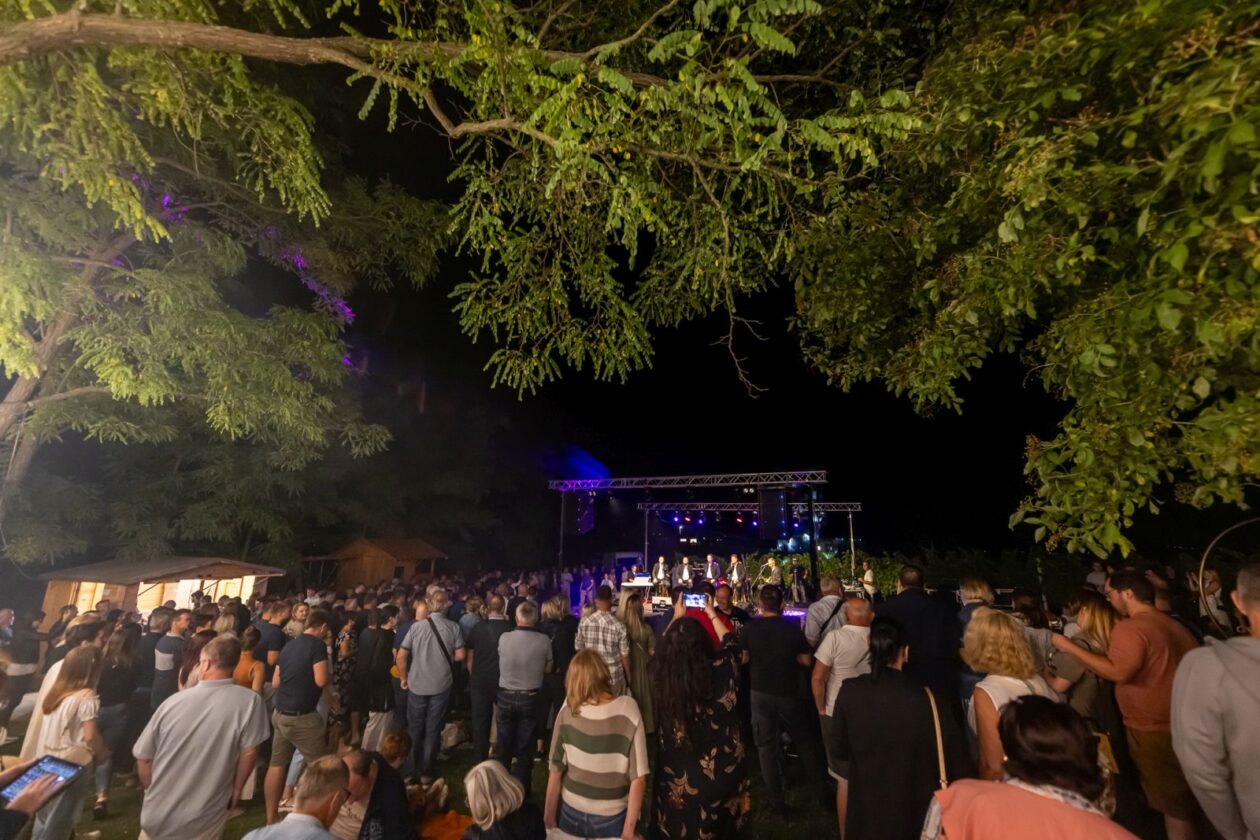 Klapa iskon Terca art 28