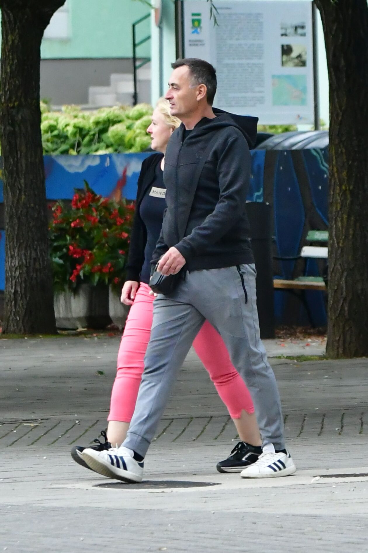 Kliko uz Muru 1409 23