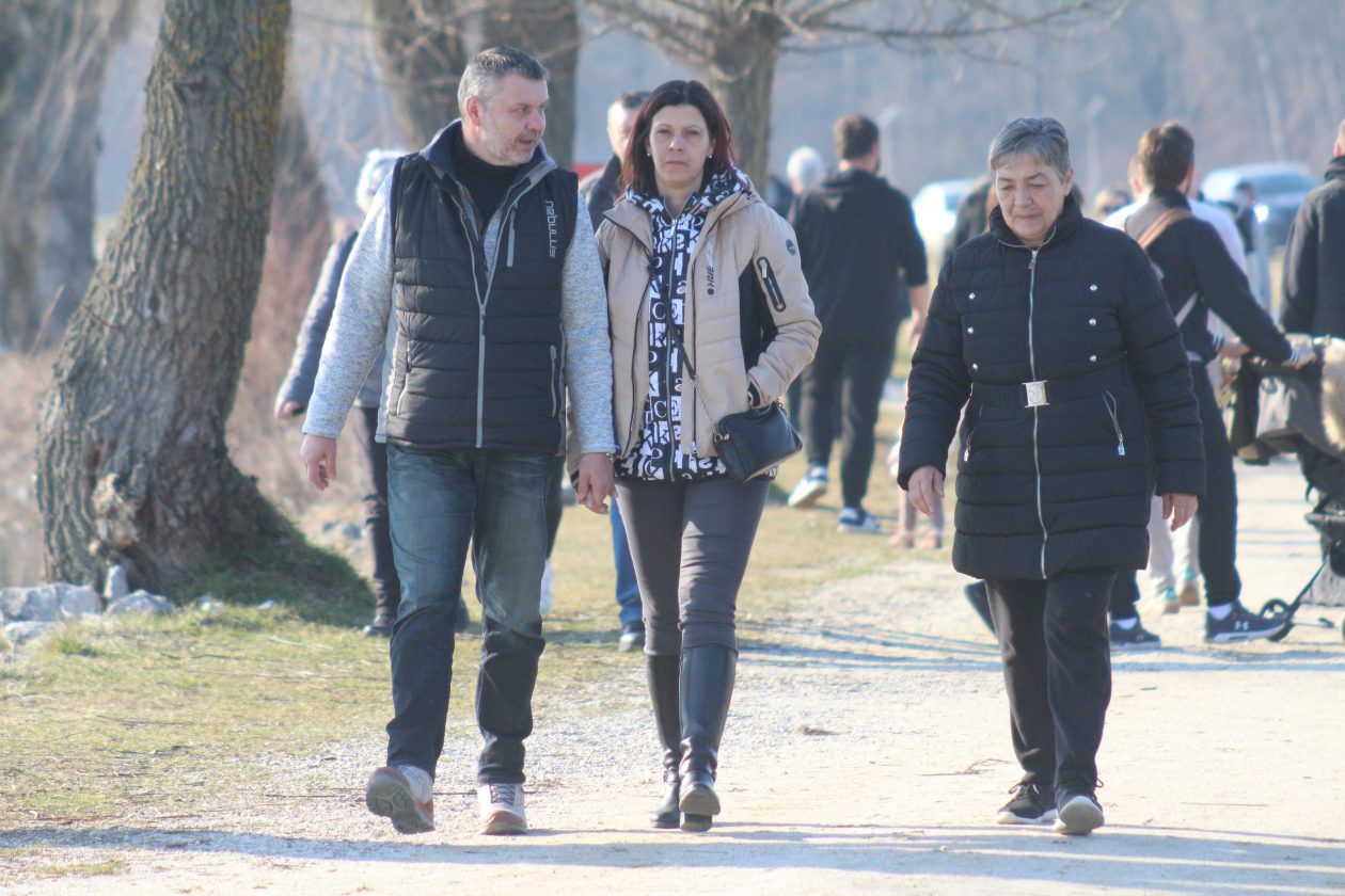 Klikom po Marini 0103 (64) Klikom po Marini 0103 (64)