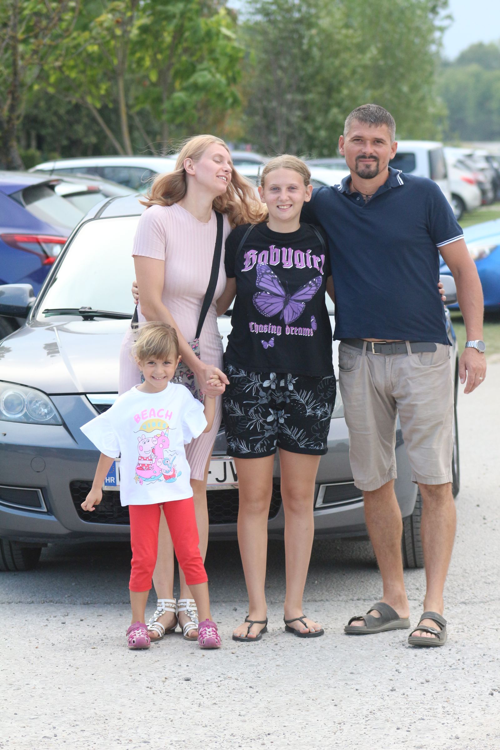 Klikom po Marini 1708 35