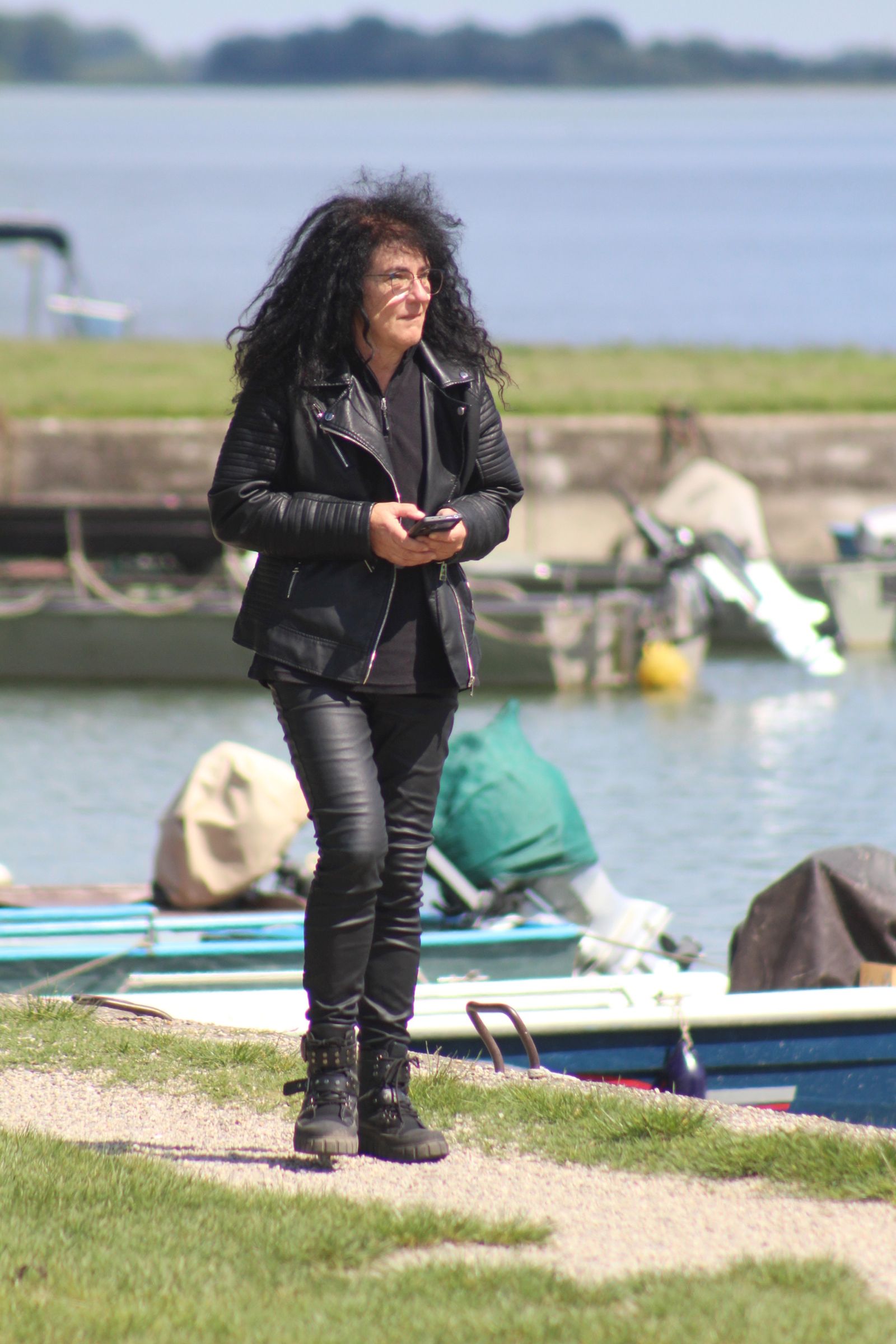 Klikom po Marini 2505