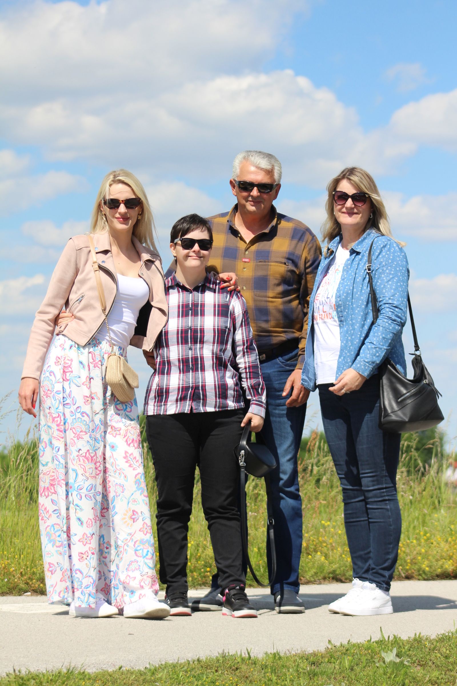 Klikom po Marini 2505