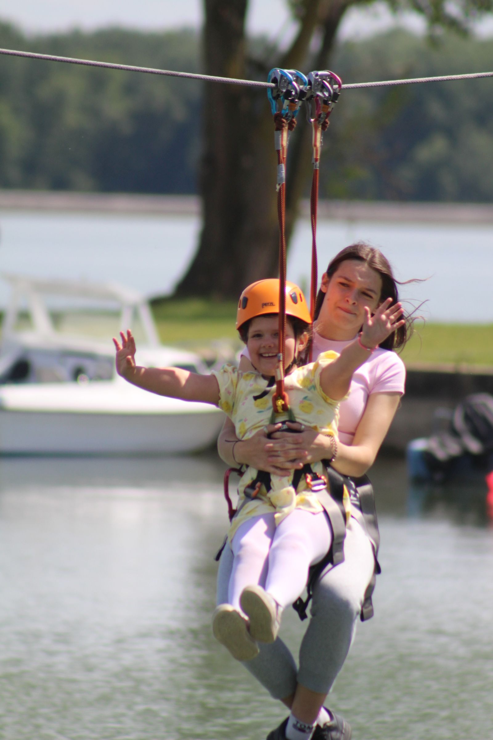 Klikom po Marini 2505