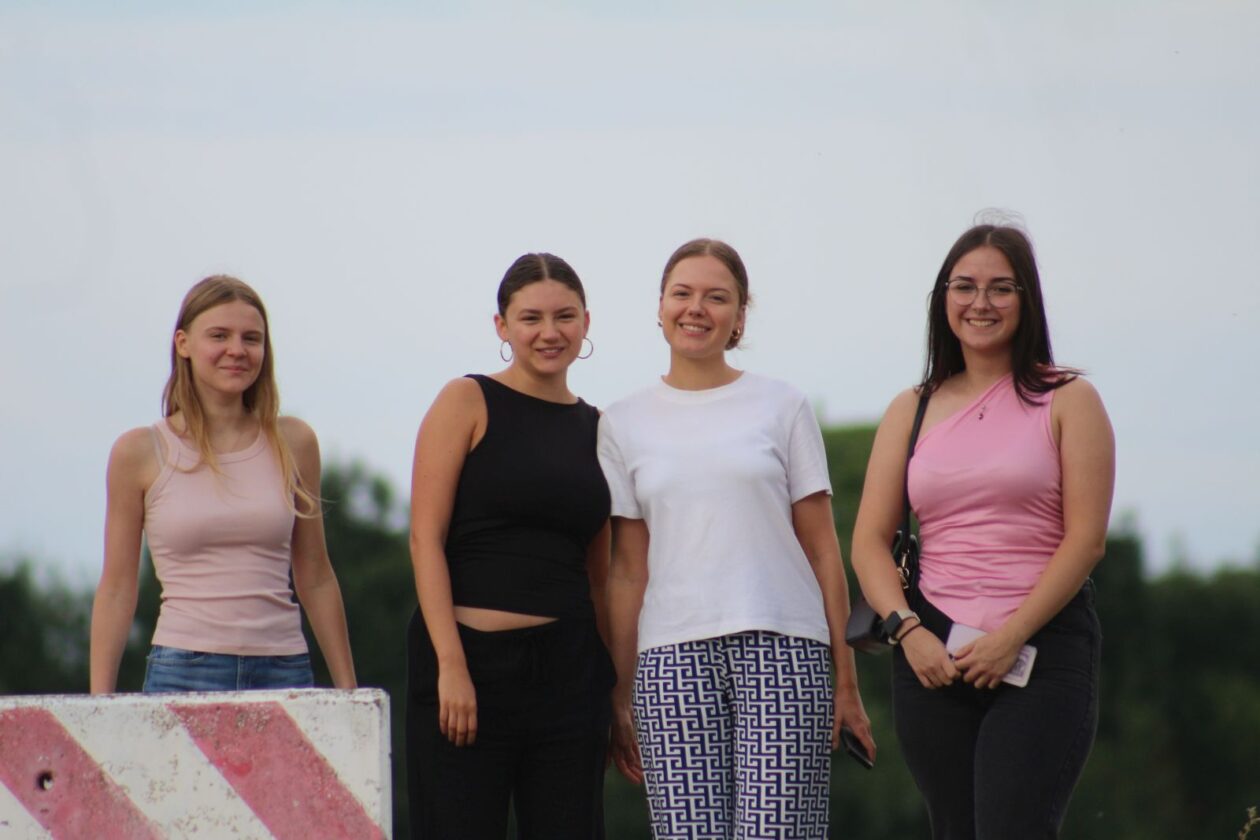 Klikom po Marini 2706 1