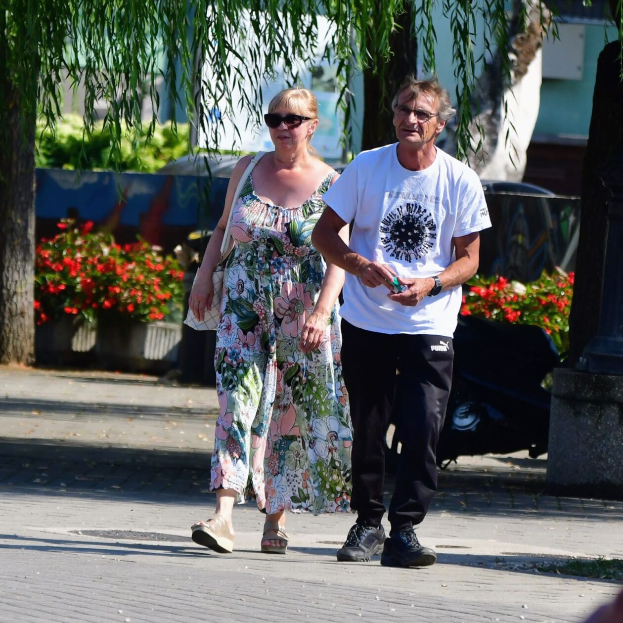 Klikom uz Muru 1008 30 Klikom uz Muru 1008 30