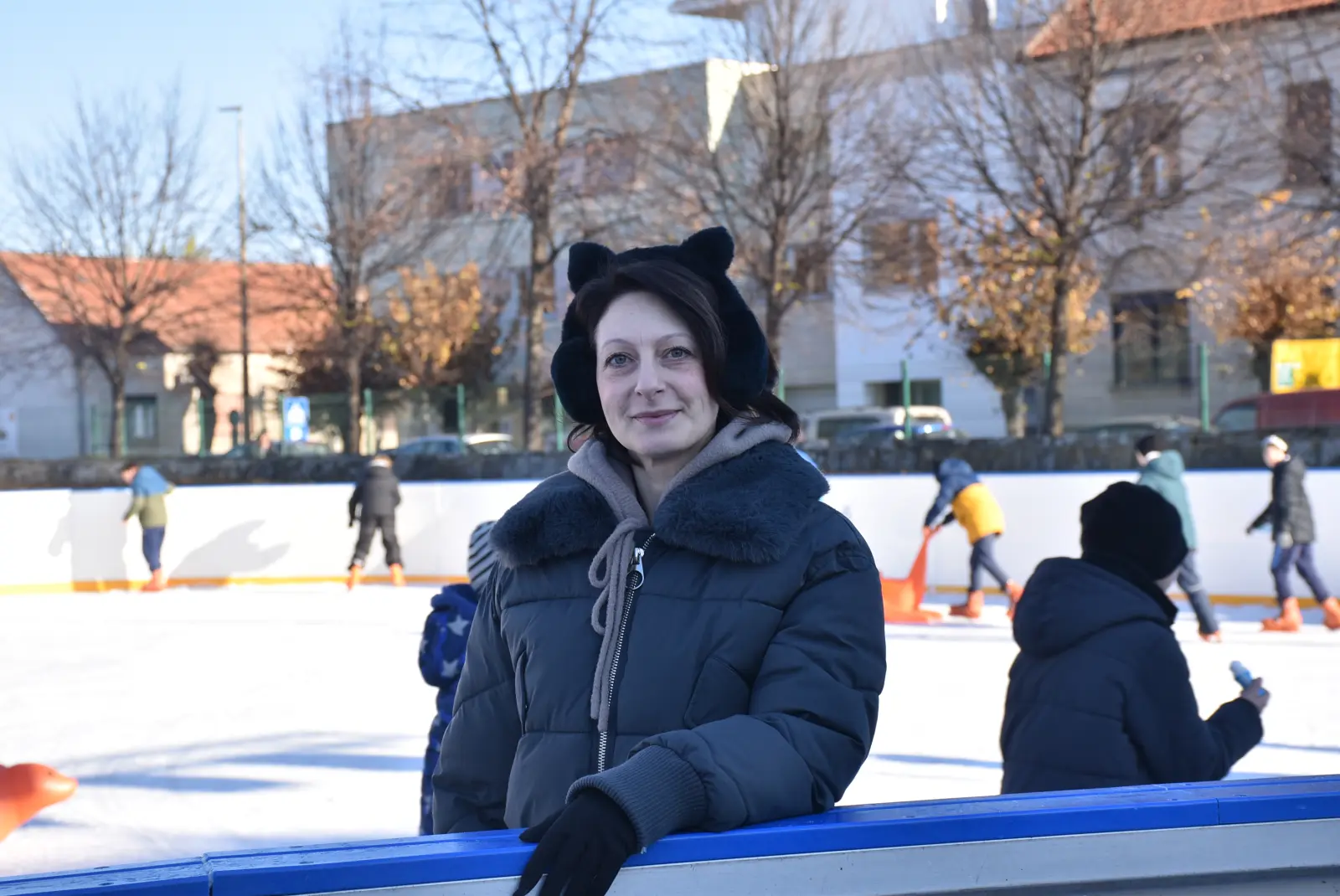 Klizalište, Macan, Tjelesni, Simona Tošić (6) Klizalište, Macan, Tjelesni, Simona Tošić (6)