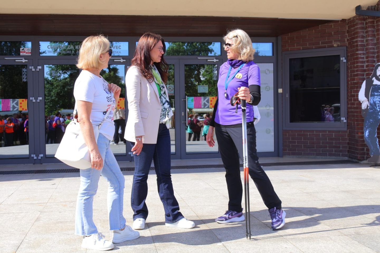 Klub nordijskog hodanja Međimurje proslavio Svjetski dan kretanja hodanjem (13) Klub nordijskog hodanja Međimurje proslavio Svjetski dan kretanja hodanjem (13)