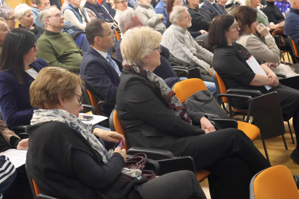 Knjiga o židovima Tibor Grünwald Povijest i propast Židovske vjeroispovjedne općine Čakovec (21)