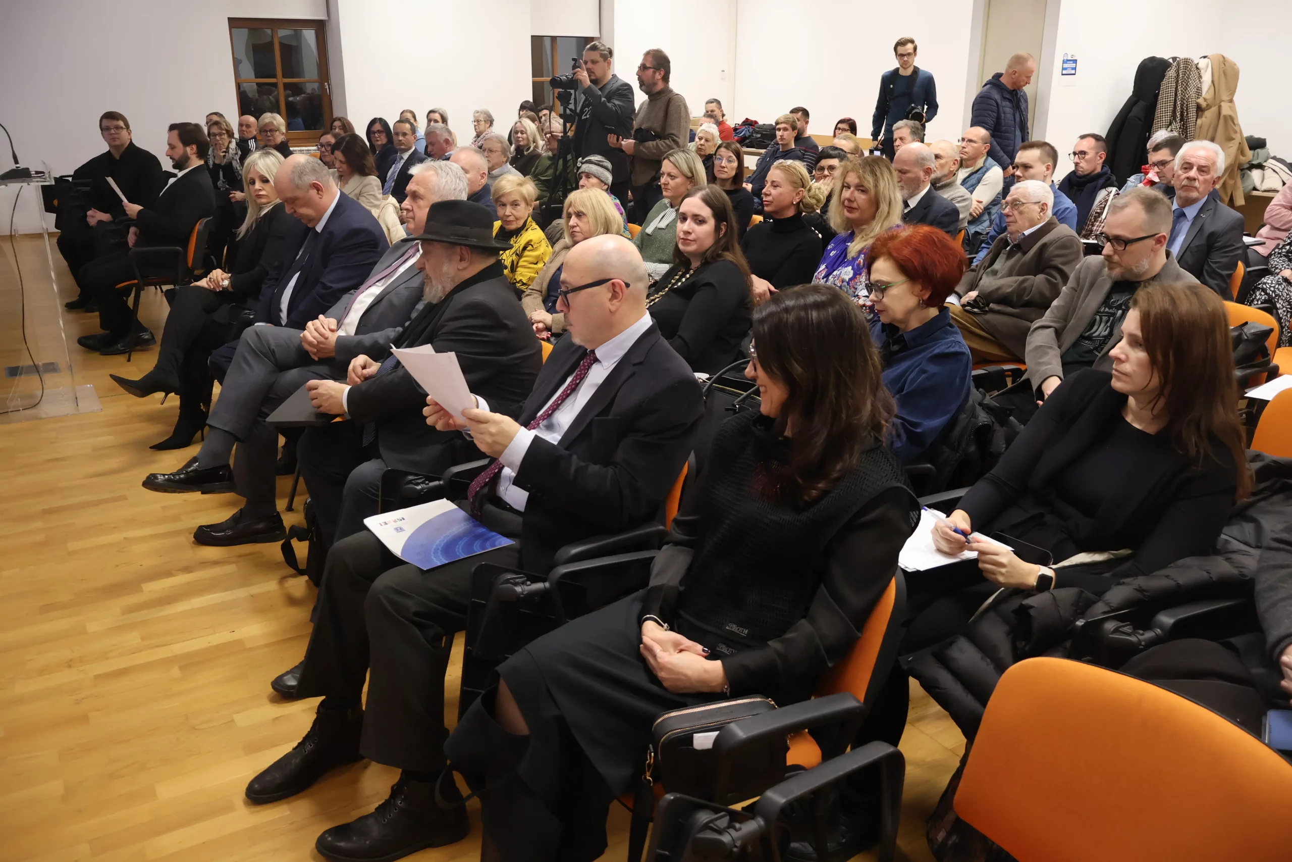 Knjiga o židovima Tibor Grünwald Povijest i propast Židovske vjeroispovjedne općine Čakovec (9)