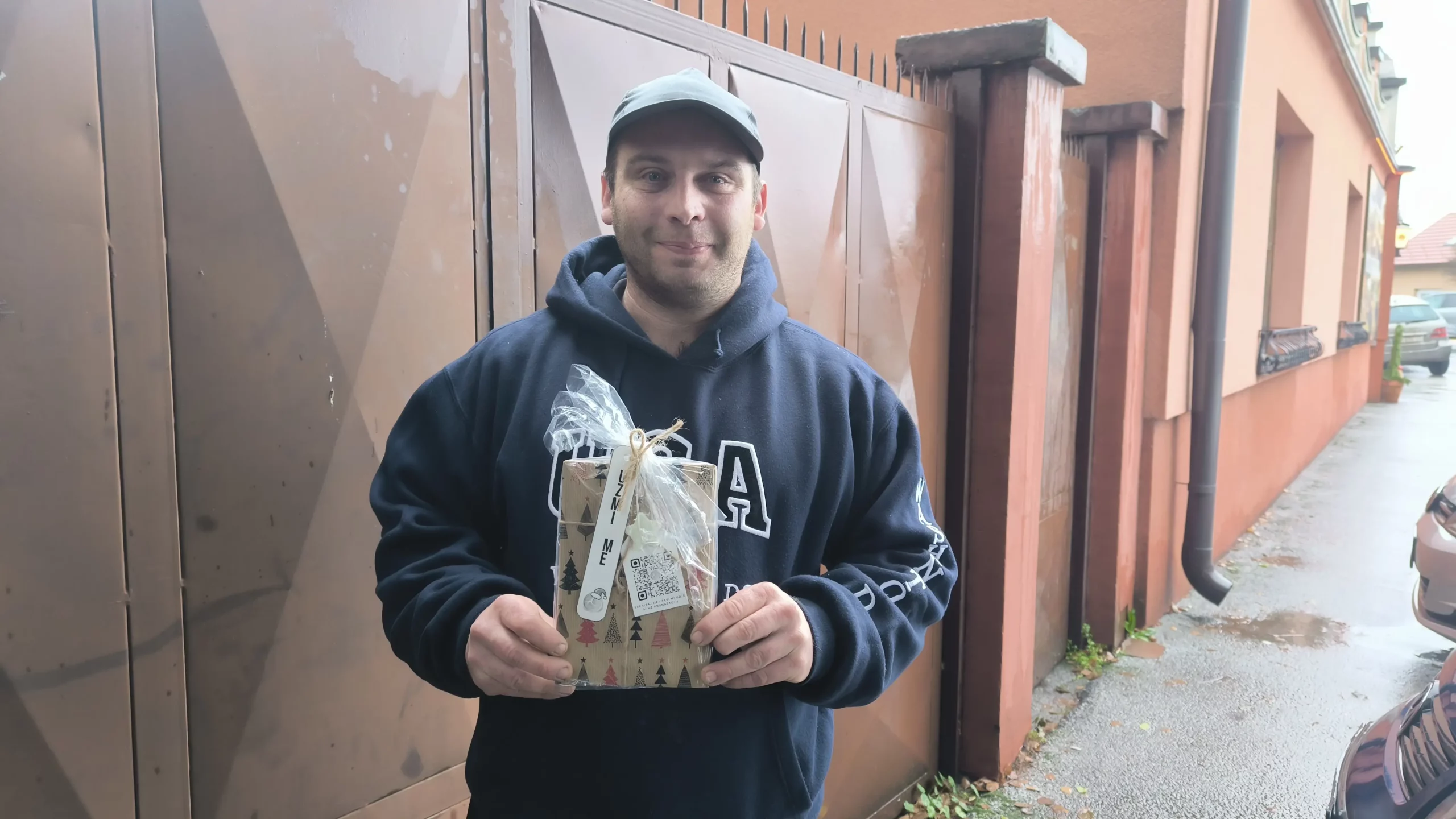 Knjige Nedelišče Badnjak poklon – udruga Aristo (1)