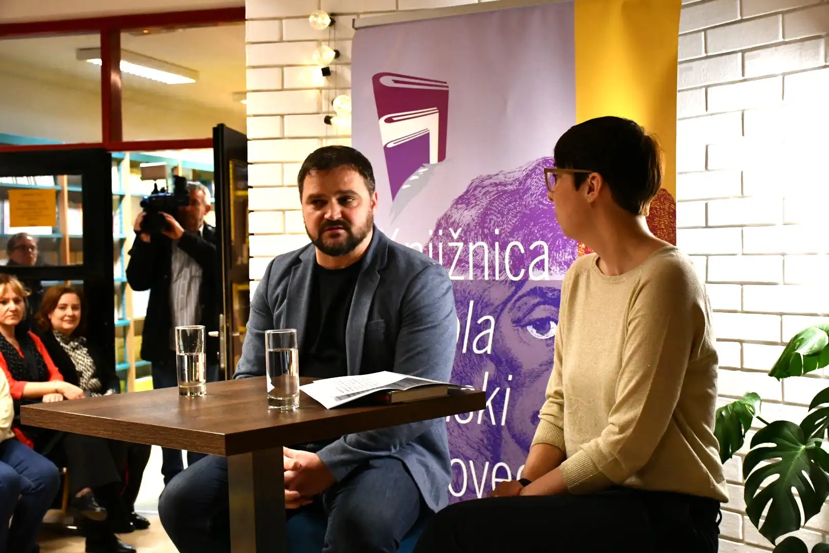 Književni susret u Čakovcu s Kristianom Novakom (1)