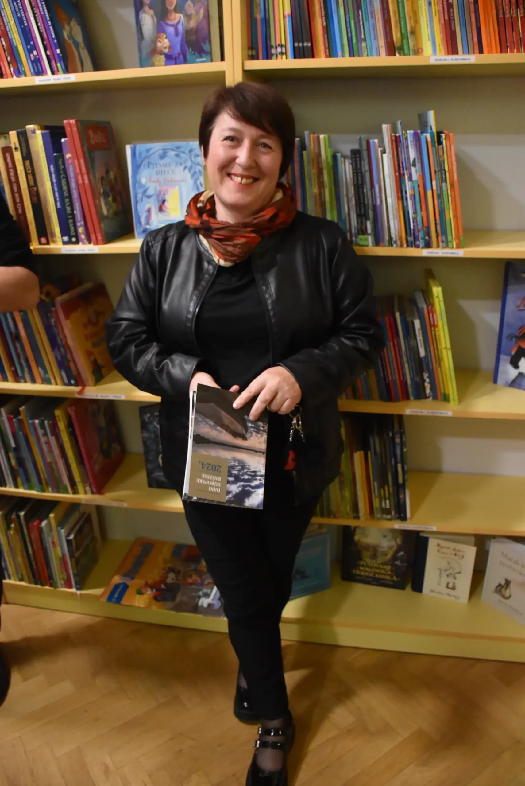 Knjižnica Prelog – Kristina Pongrac – izložba (14) Knjižnica Prelog – Kristina Pongrac – izložba (14)