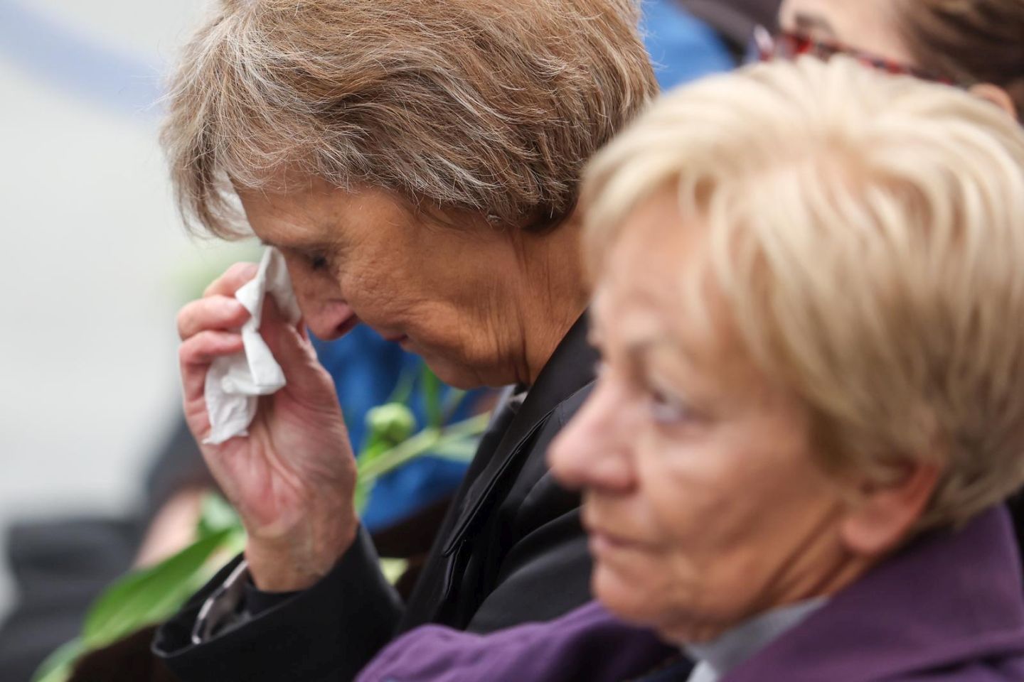 Komemoracija za Halida Bešlića u sarajevskom Narodnom pozorištu