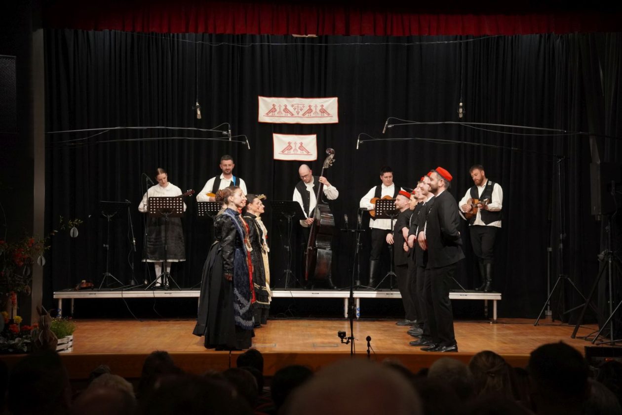 Koncert Bijela nedjelja KUU Zvon Mala Subotica (28) Koncert Bijela nedjelja KUU Zvon Mala Subotica (28)