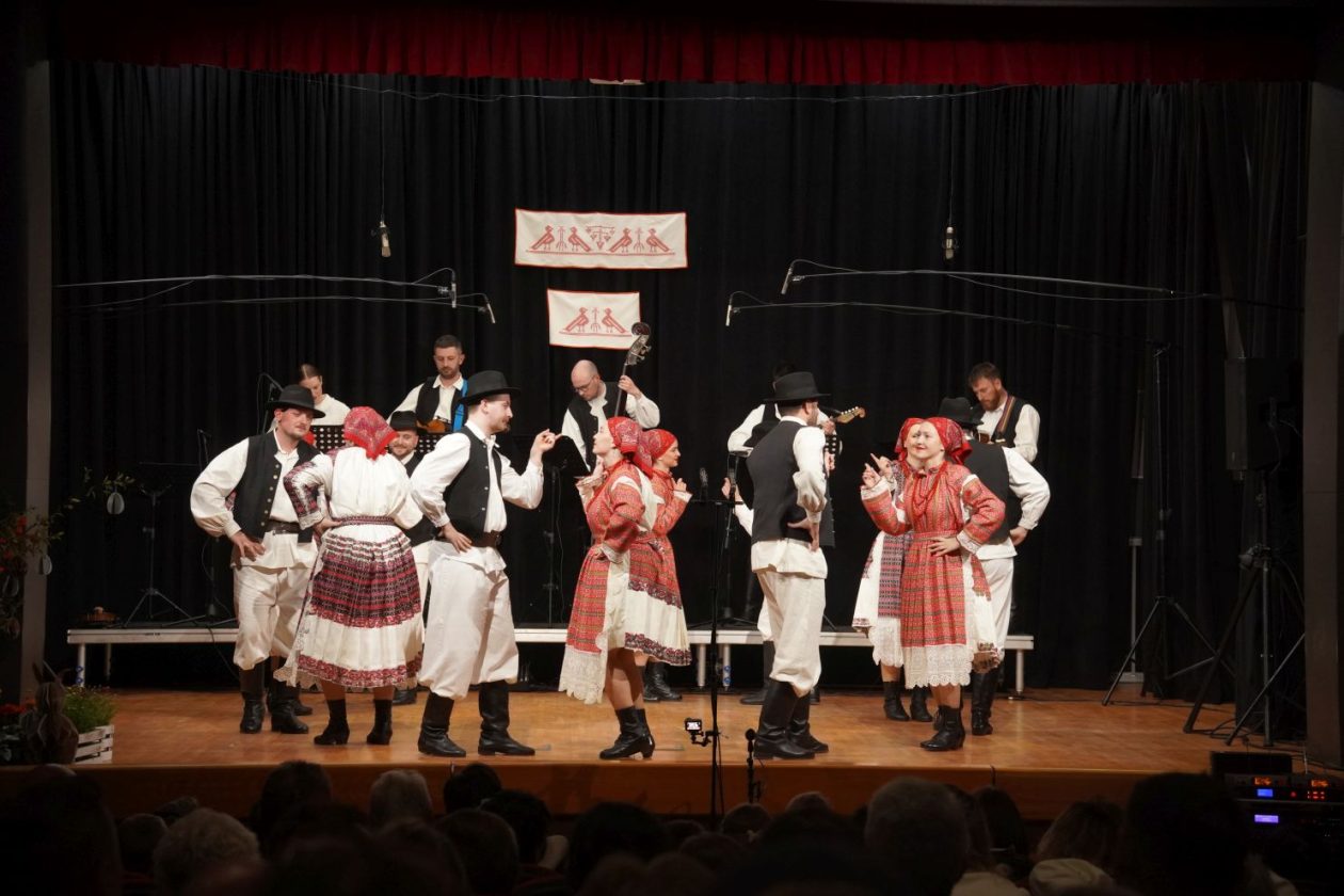 Koncert Bijela nedjelja KUU Zvon Mala Subotica (65) Koncert Bijela nedjelja KUU Zvon Mala Subotica (65)