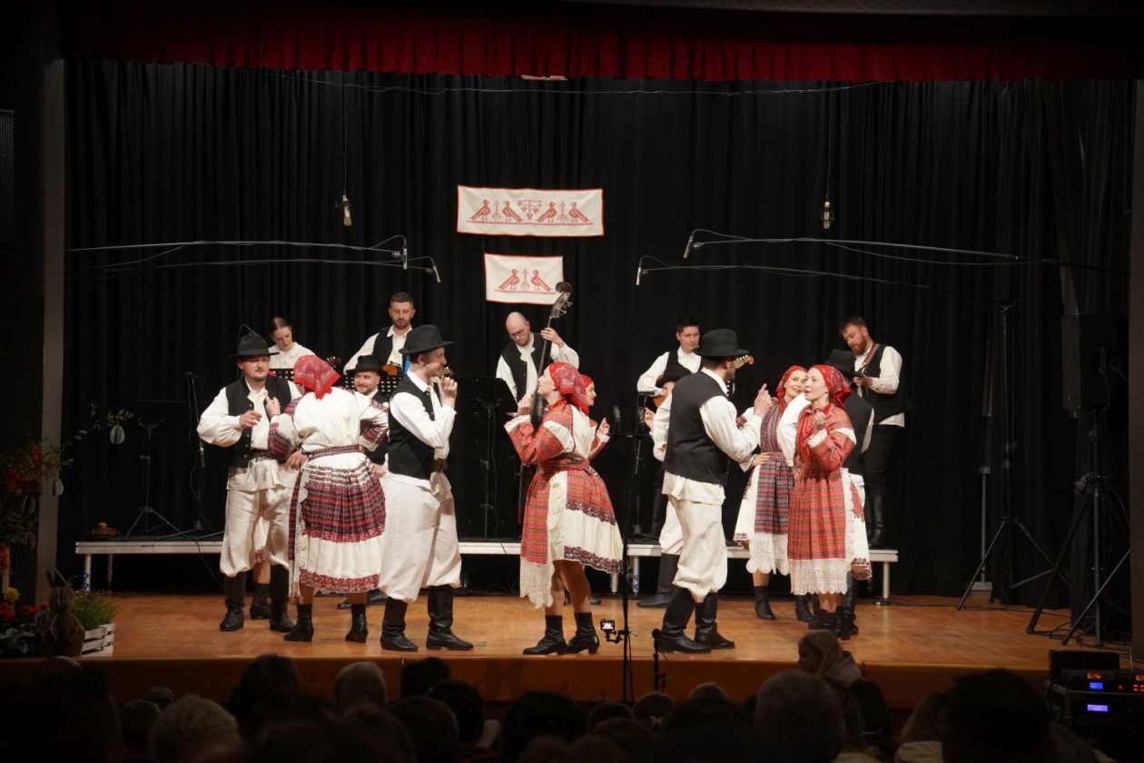 Koncert Bijela nedjelja KUU Zvon Mala Subotica (66) Koncert Bijela nedjelja KUU Zvon Mala Subotica (66)