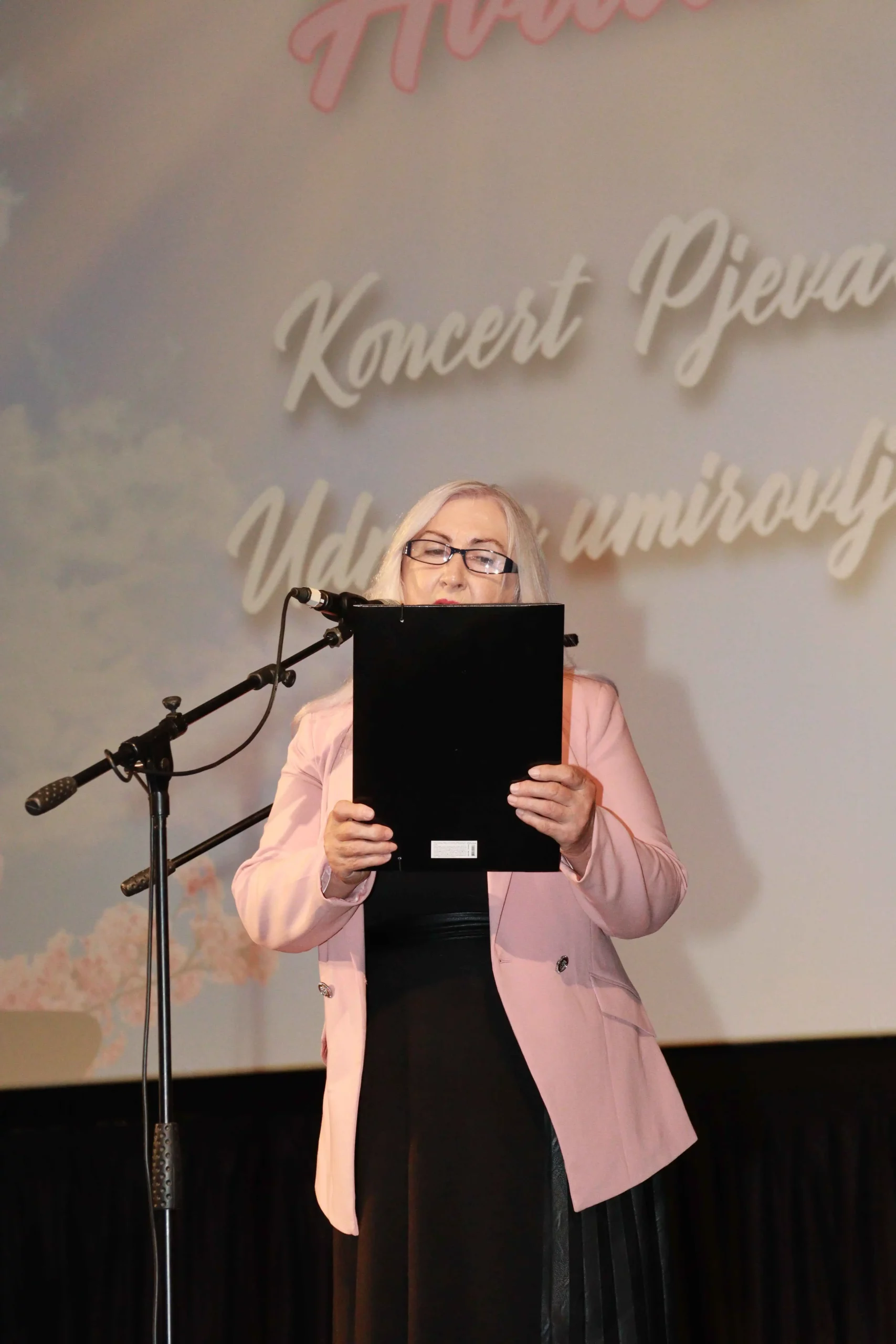 Koncert za majčin dan Prelog 2024 (31) Koncert za majčin dan Prelog 2024 (31)