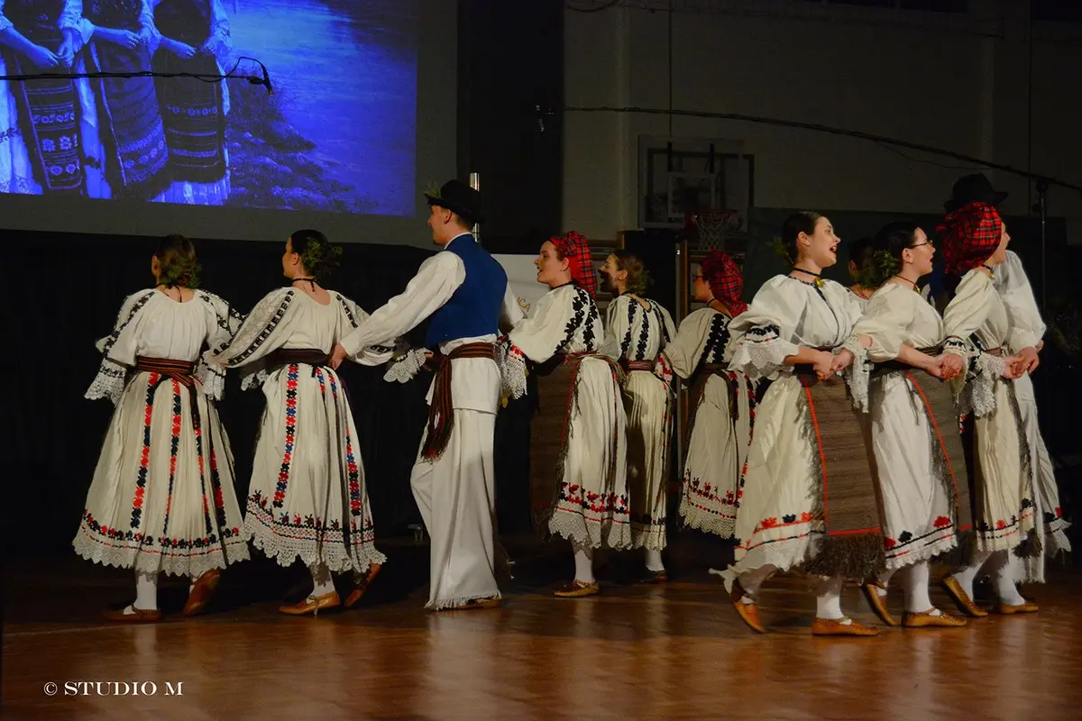 Korak po korak Orehovica folklor (3)