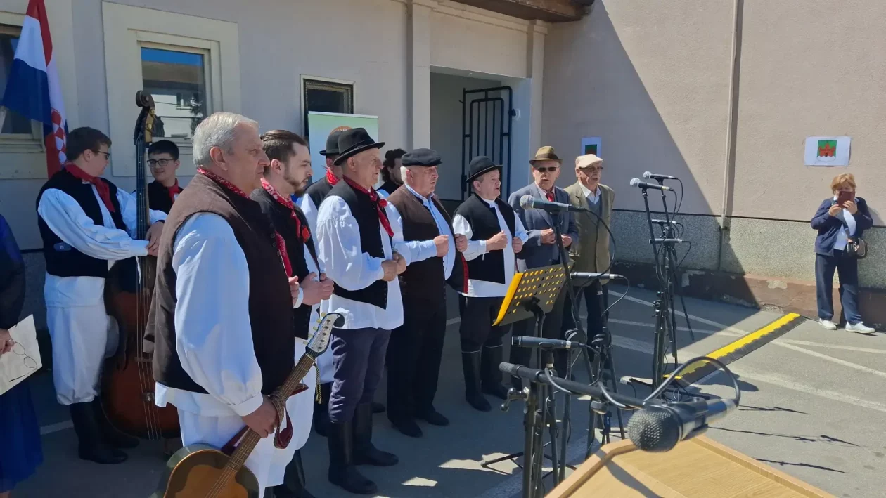 Kotoriba, Cug mašina, izložba (2)