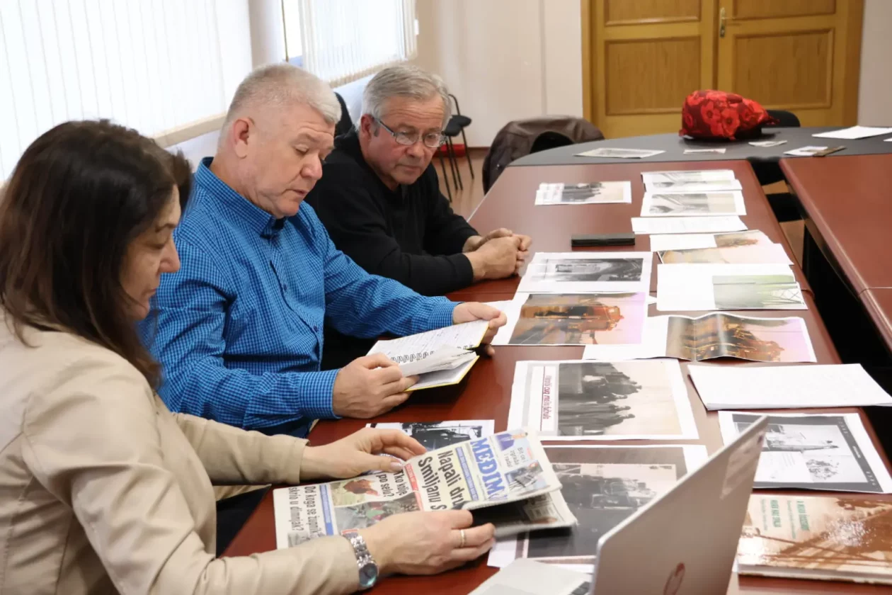 Kotoriba, izložba fotografija, kolodvor (14)