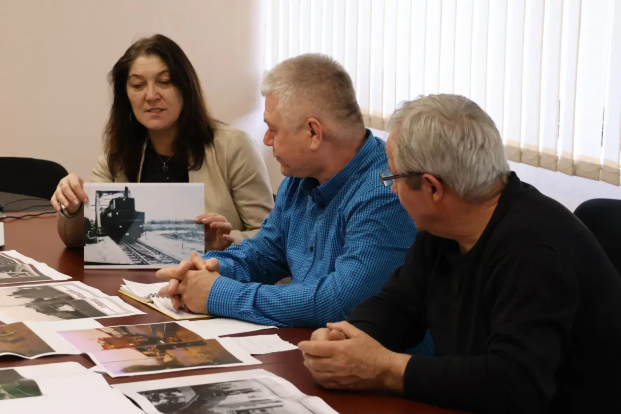 Kotoriba, izložba fotografija, kolodvor (15)