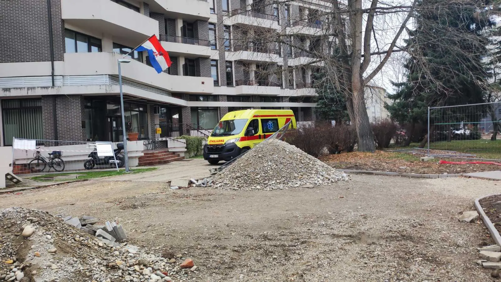 Krajobrazno uređenje parka (8) Krajobrazno uređenje parka (8)