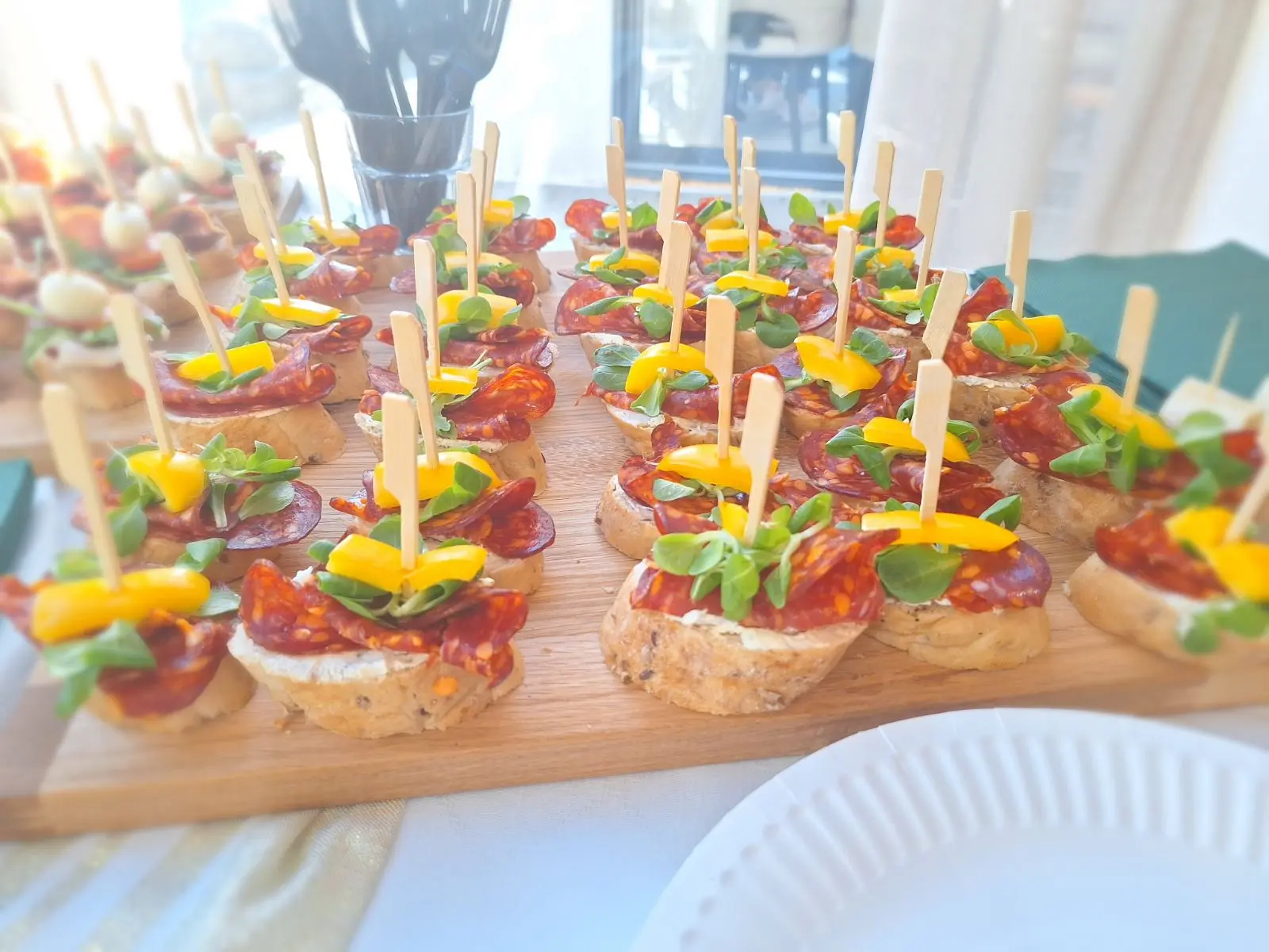 Kraljevske slastice,2024 novo (1) Kraljevske slastice,2024 novo (1)