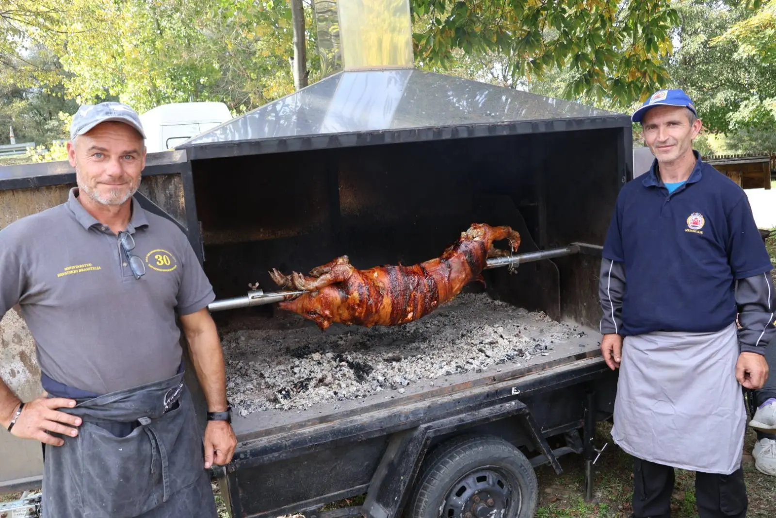 Kristijan Horvat, Damjan Medlobi, Jelena Horvat, odojak, Sveti Martin na Muri (6)