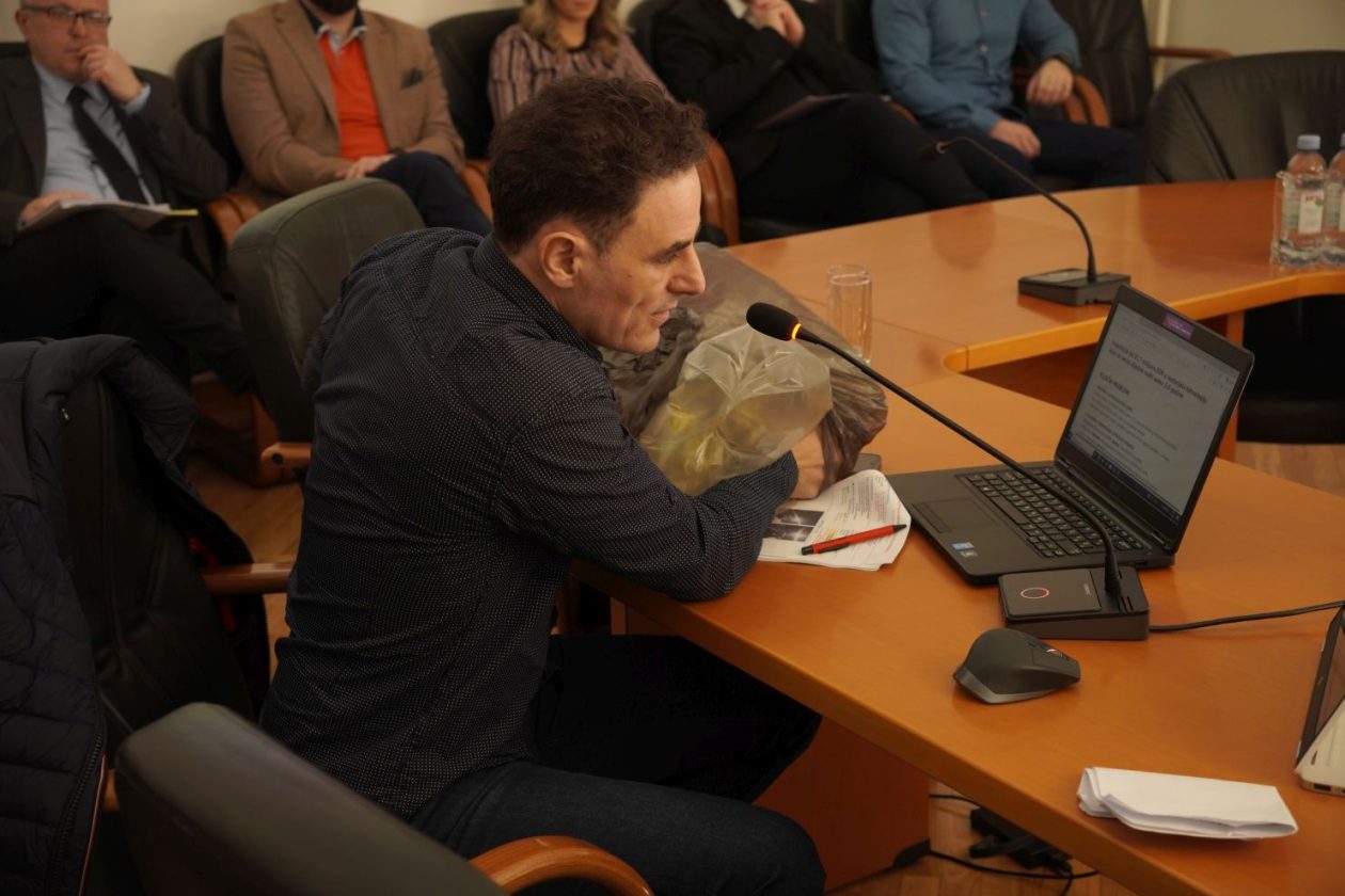 Križaić smeće gradska vijećnica (10)