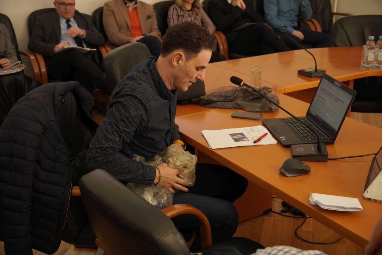 Križaić smeće gradska vijećnica (8)