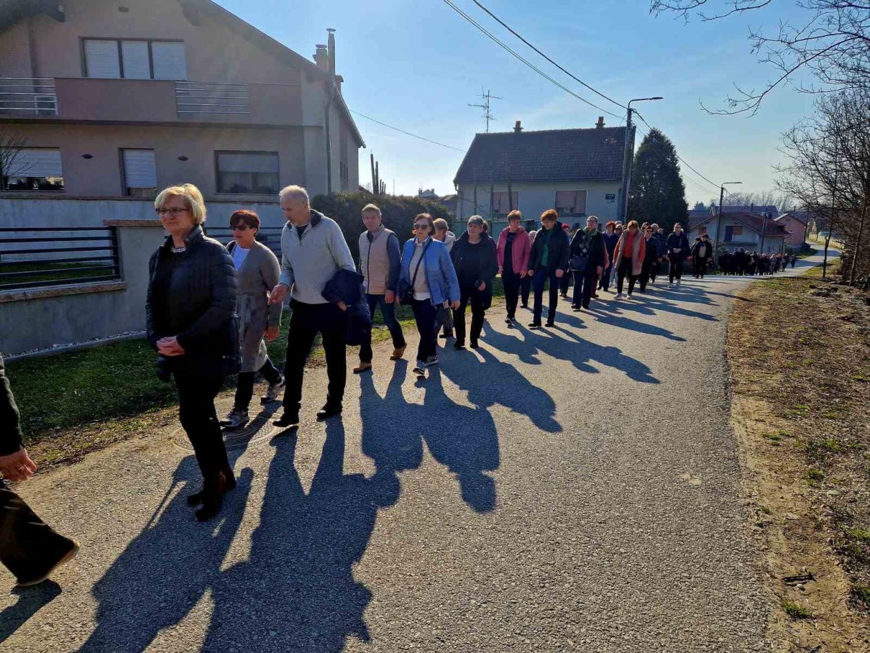 Križni put mladih (1) Križni put mladih (1)