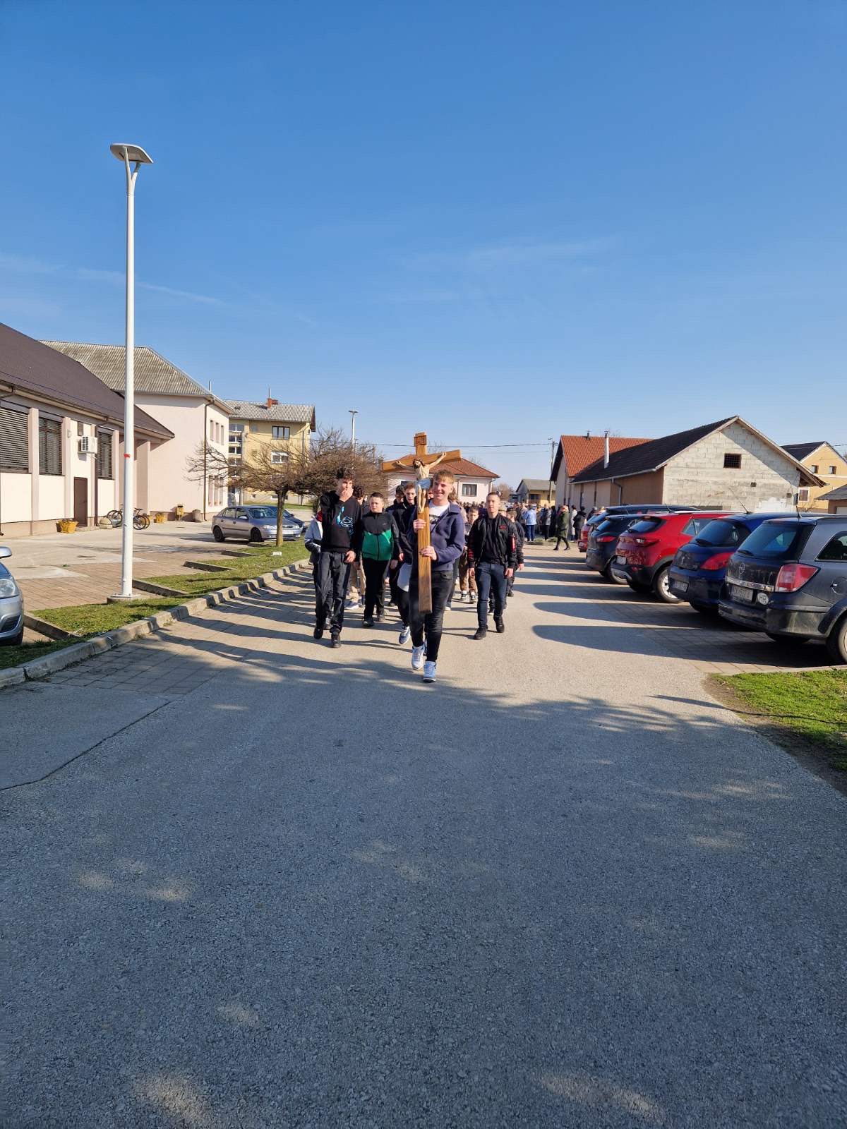 Križni put mladih (16) Križni put mladih (16)