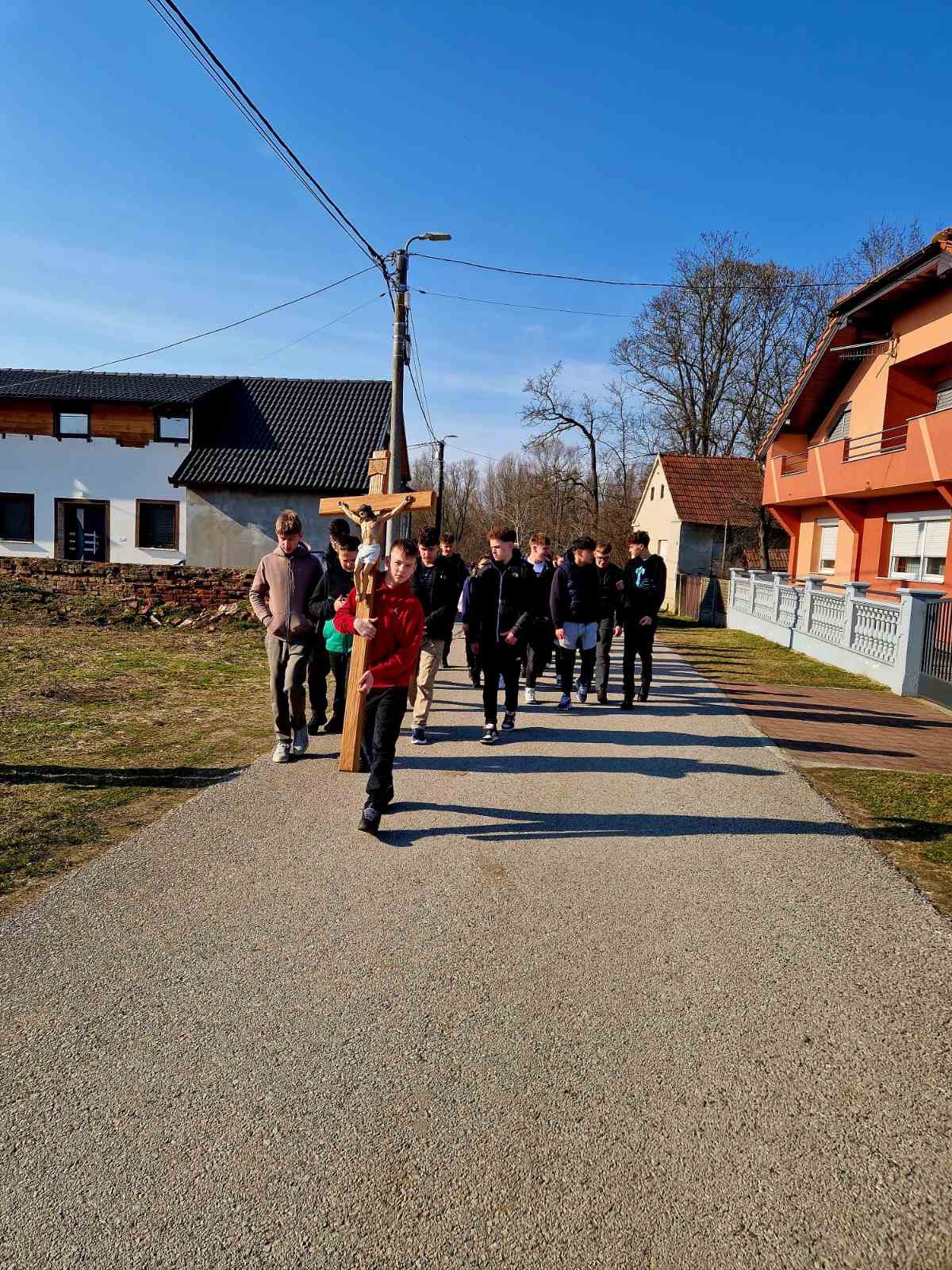 Križni put mladih (3) Križni put mladih (3)