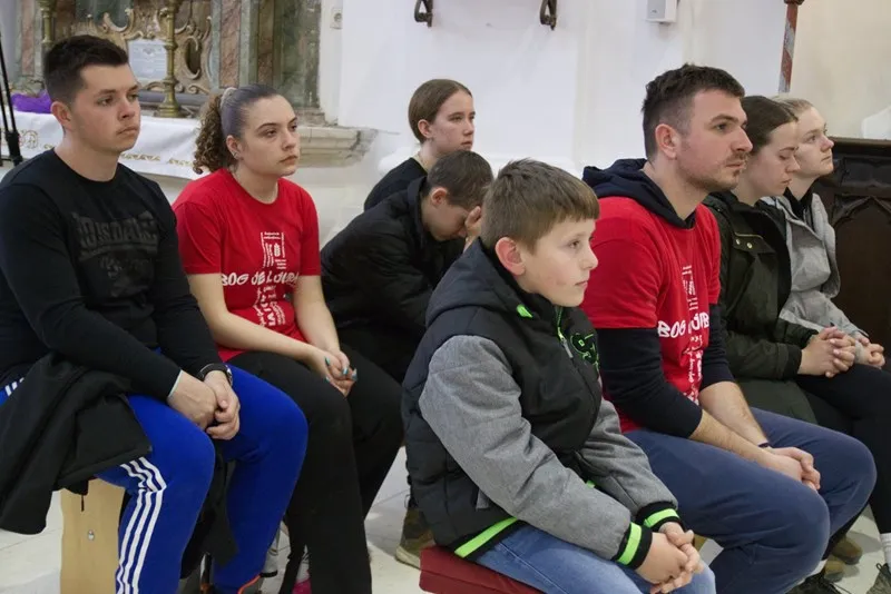 Križni put mladih Varaždinske biskupije (33) Križni put mladih Varaždinske biskupije (33)