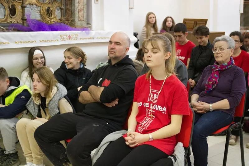 Križni put mladih Varaždinske biskupije (35) Križni put mladih Varaždinske biskupije (35)