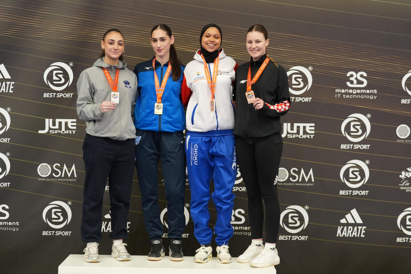 LAURA STRAHIJA Karatistica osvojila broncu u Veneciji (3) LAURA STRAHIJA Karatistica osvojila broncu u Veneciji (3)