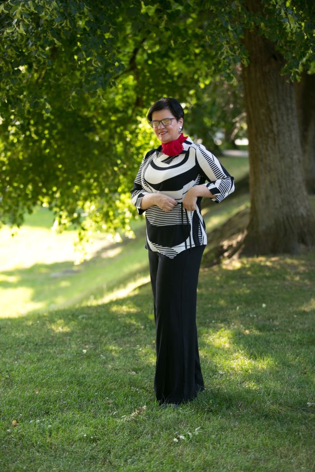 LIGA PROTIV RAKA Žene zasjale u kombinacijama međimurske modne kuće (19) LIGA PROTIV RAKA Žene zasjale u kombinacijama međimurske modne kuće (19)