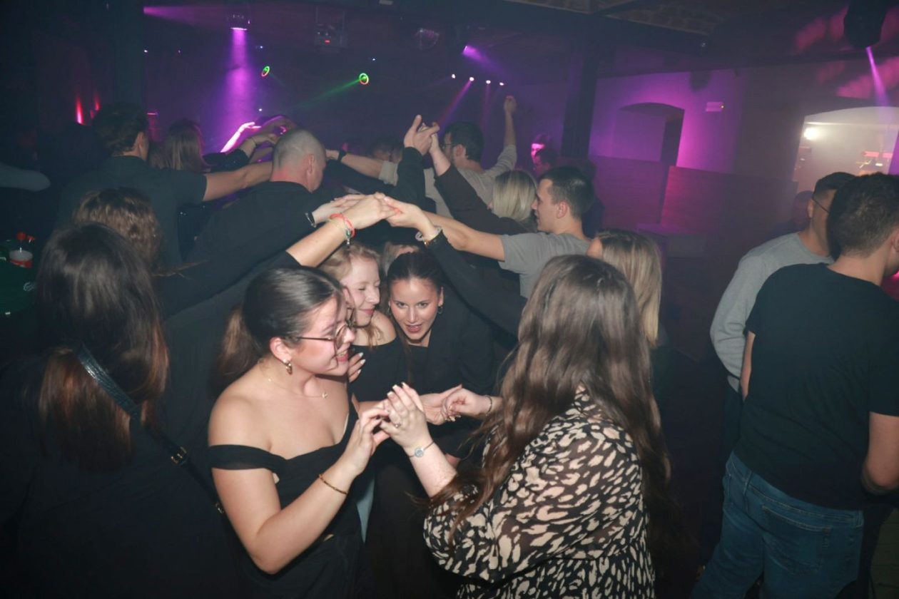 Ladies night podroom 2026 (12) Ladies night podroom 2026 (12)