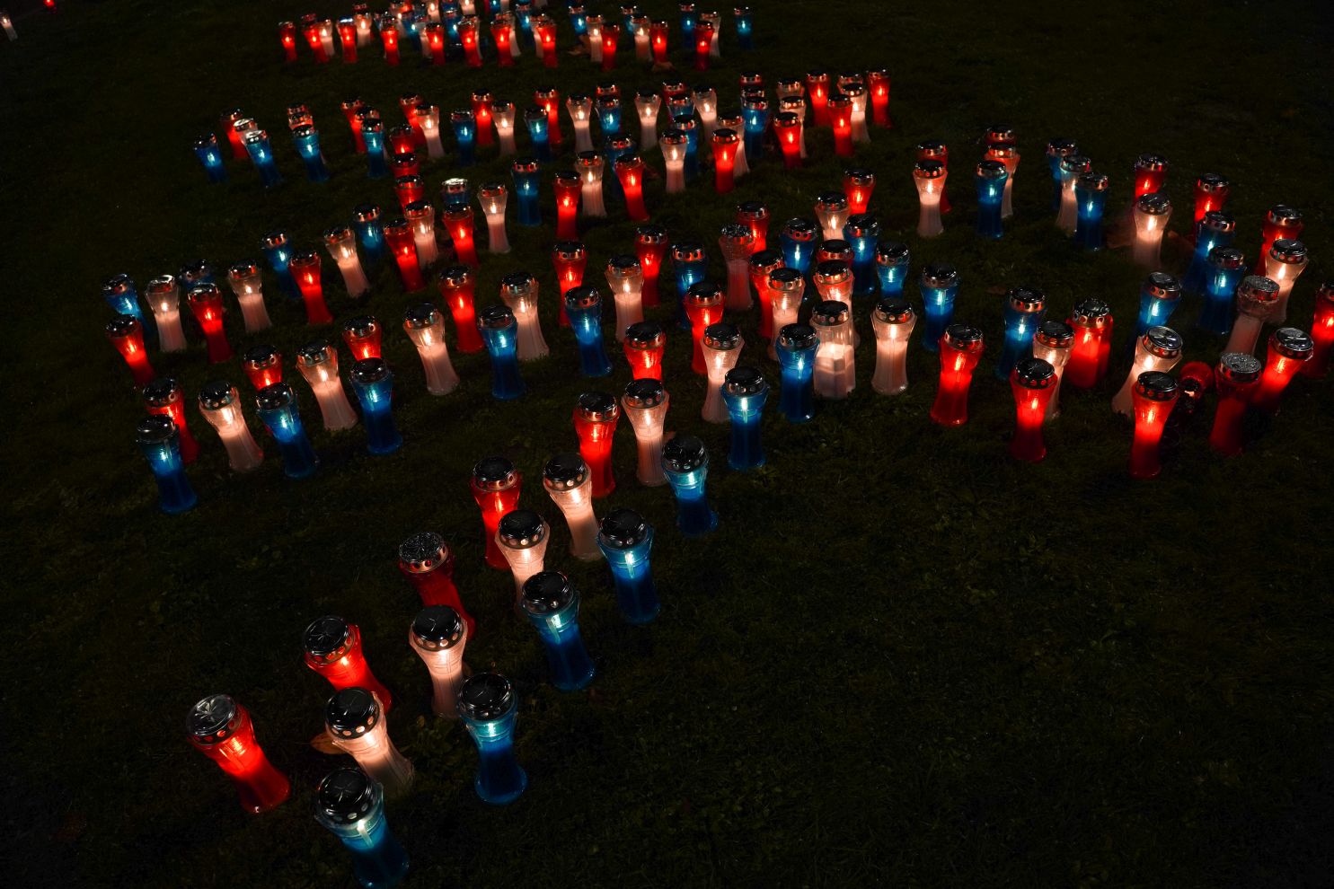 Lampioni Vukovar Dan sjećanja Kolona sjećanja vijenac polaganje vijenaca (14)