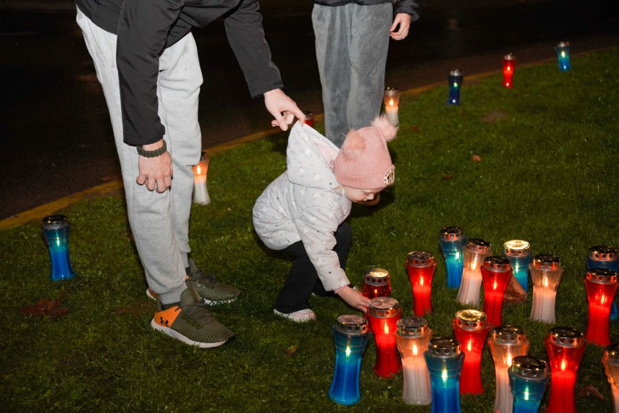 Lampioni Vukovar Dan sjećanja Kolona sjećanja vijenac polaganje vijenaca (16)