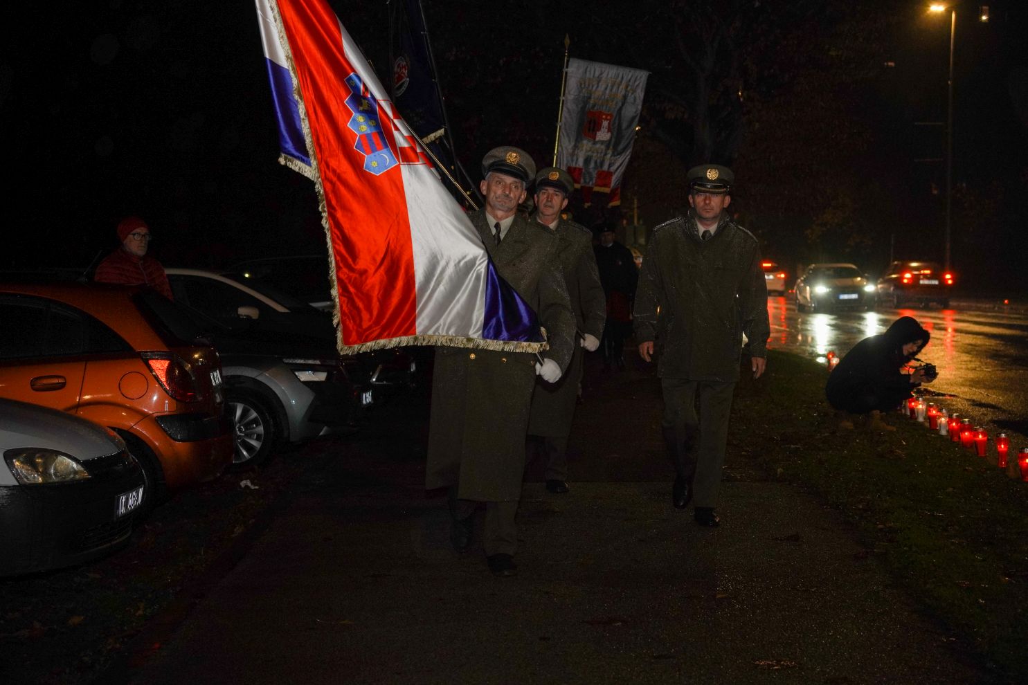 Lampioni Vukovar Dan sjećanja Kolona sjećanja vijenac polaganje vijenaca (25)