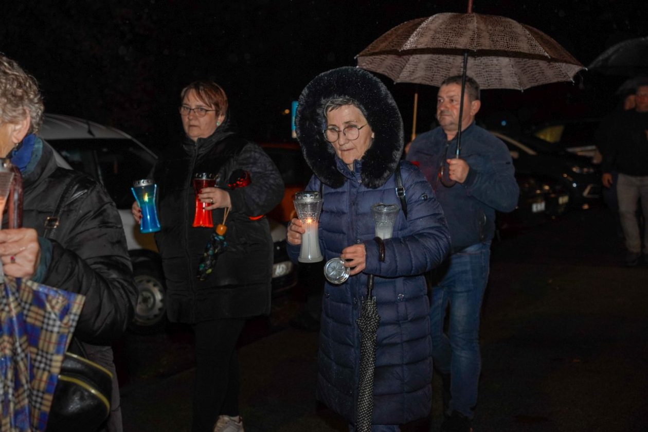 Lampioni Vukovar Dan sjećanja Kolona sjećanja vijenac polaganje vijenaca (32)