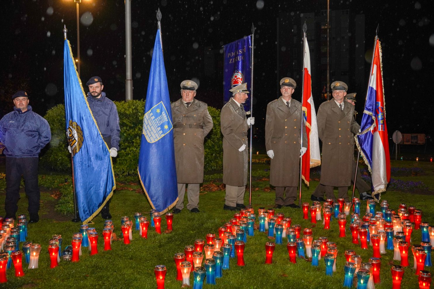 Lampioni Vukovar Dan sjećanja Kolona sjećanja vijenac polaganje vijenaca (50)