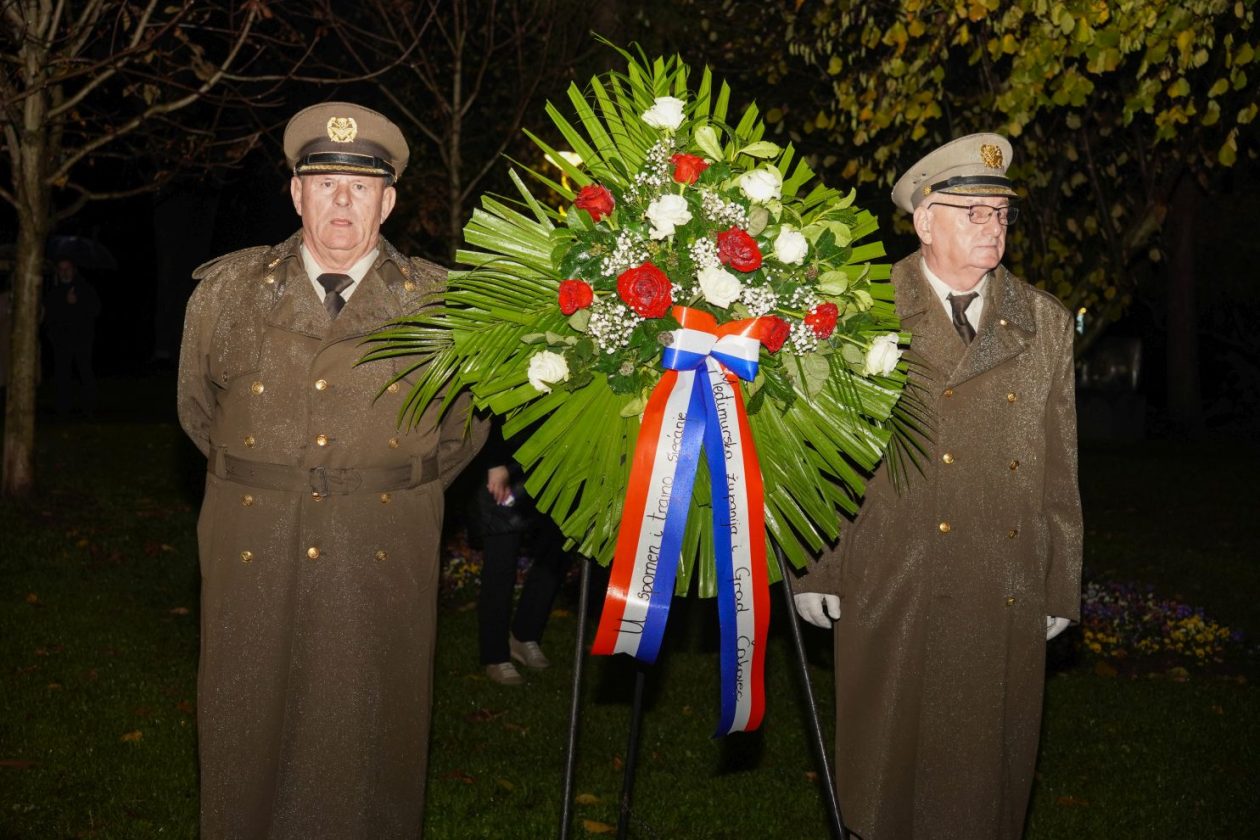 Lampioni Vukovar Dan sjećanja Kolona sjećanja vijenac polaganje vijenaca (58)