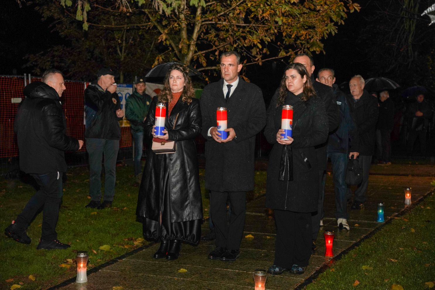 Lampioni Vukovar Dan sjećanja Kolona sjećanja vijenac polaganje vijenaca (73)