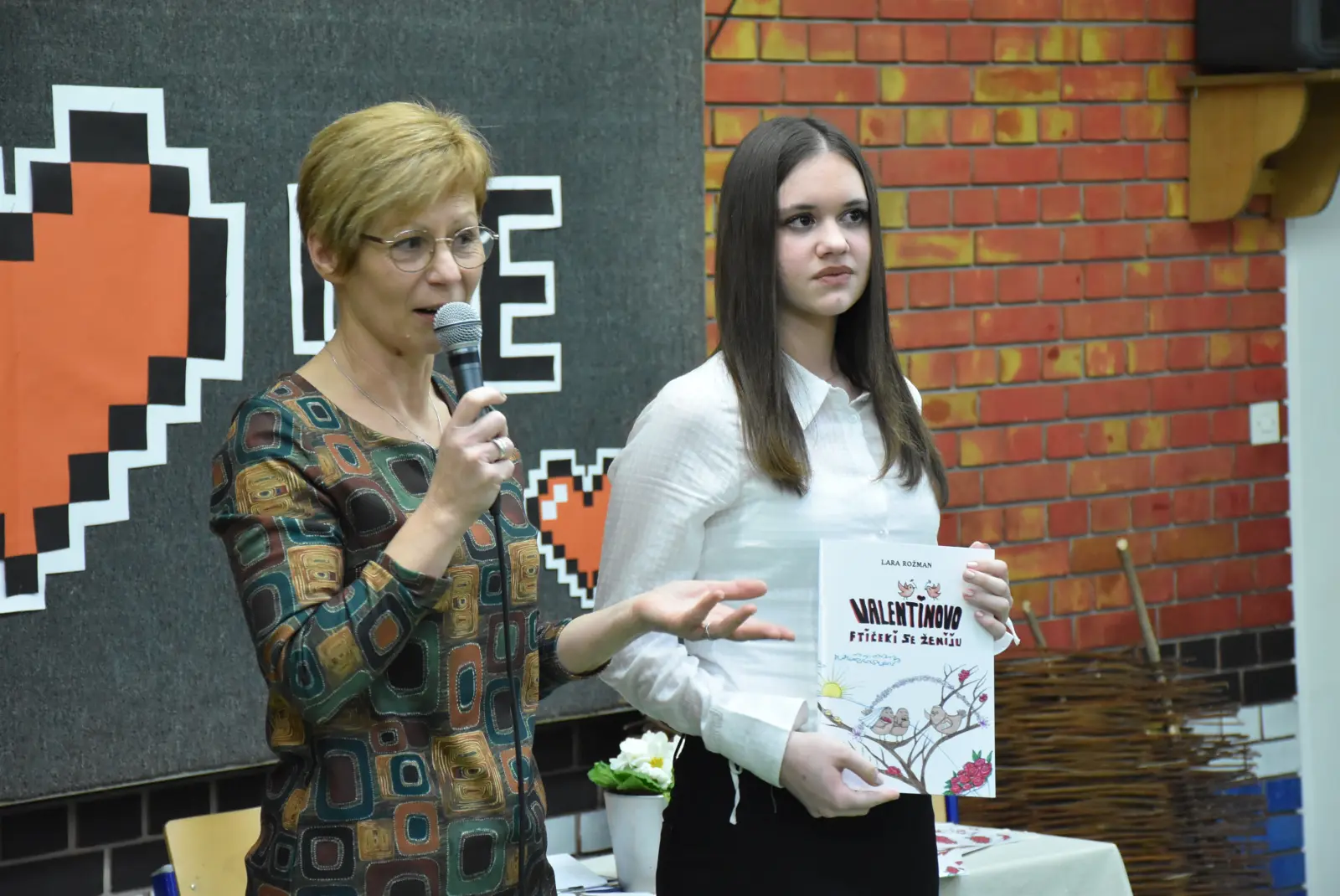 Lara Rožman, slikovnica, Sveti Martin na Muri (31) Lara Rožman, slikovnica, Sveti Martin na Muri (31)