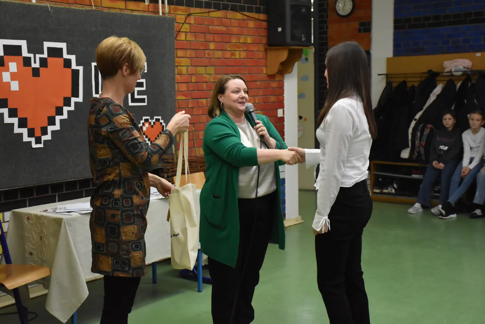 Lara Rožman, slikovnica, Sveti Martin na Muri (50) Lara Rožman, slikovnica, Sveti Martin na Muri (50)