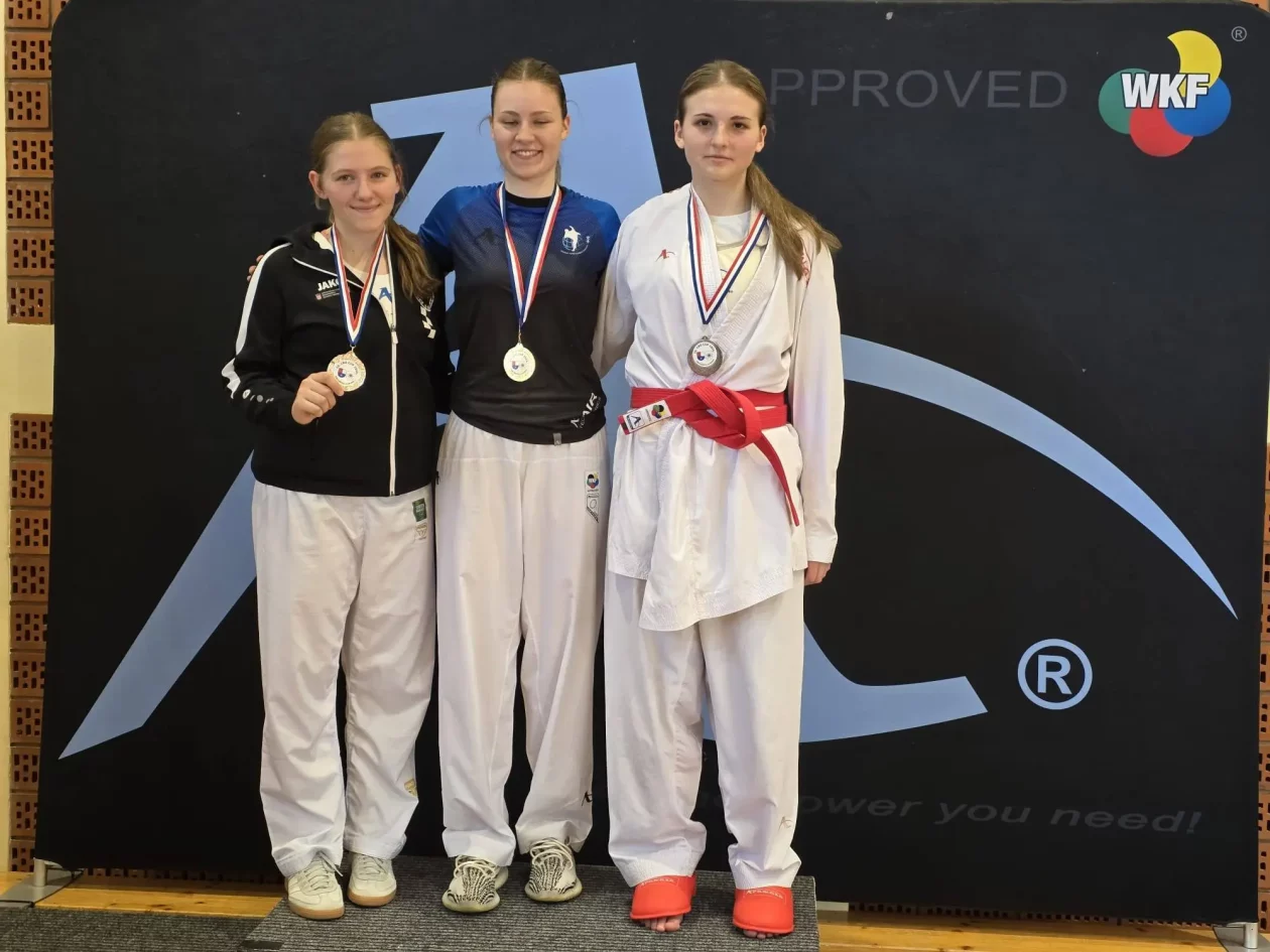 Laura Strahija zlatna